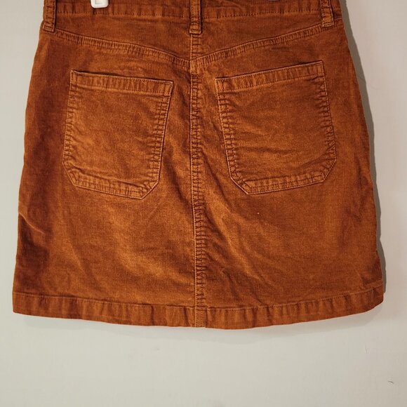 Old Navy Spice of Life Skirt - Picture 2 of 3